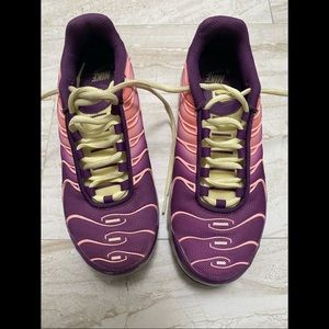 Nike Air Max youth sneakers